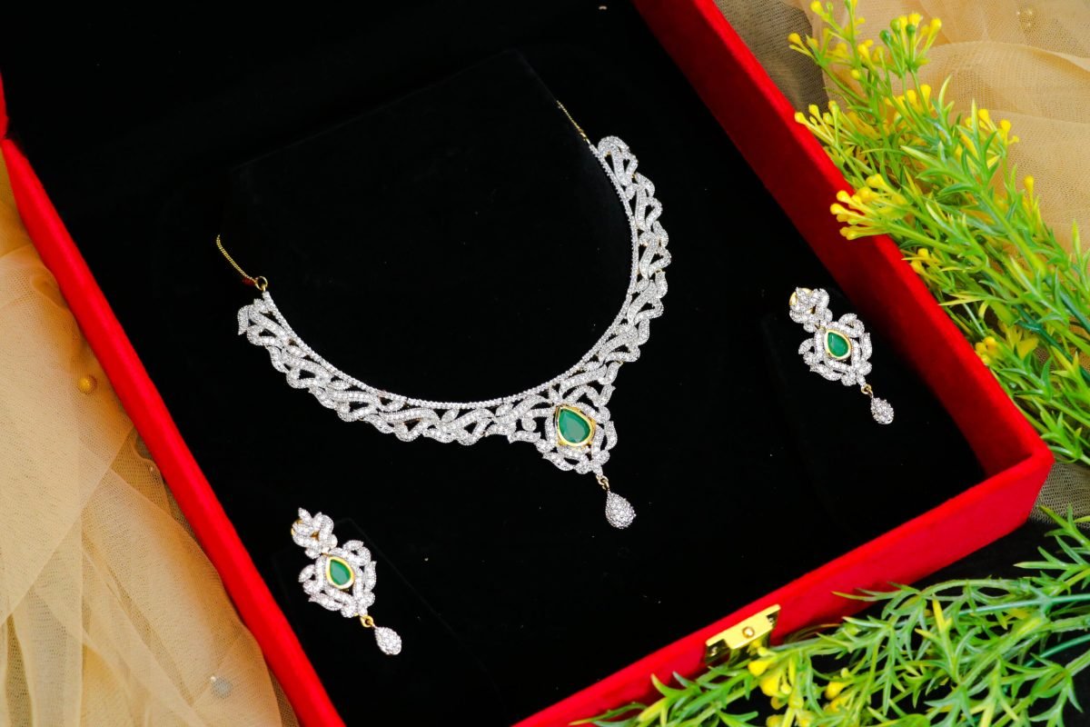 rnb-product-grid-gallery-item