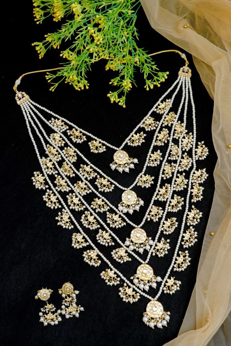 rnb-product-grid-gallery-item