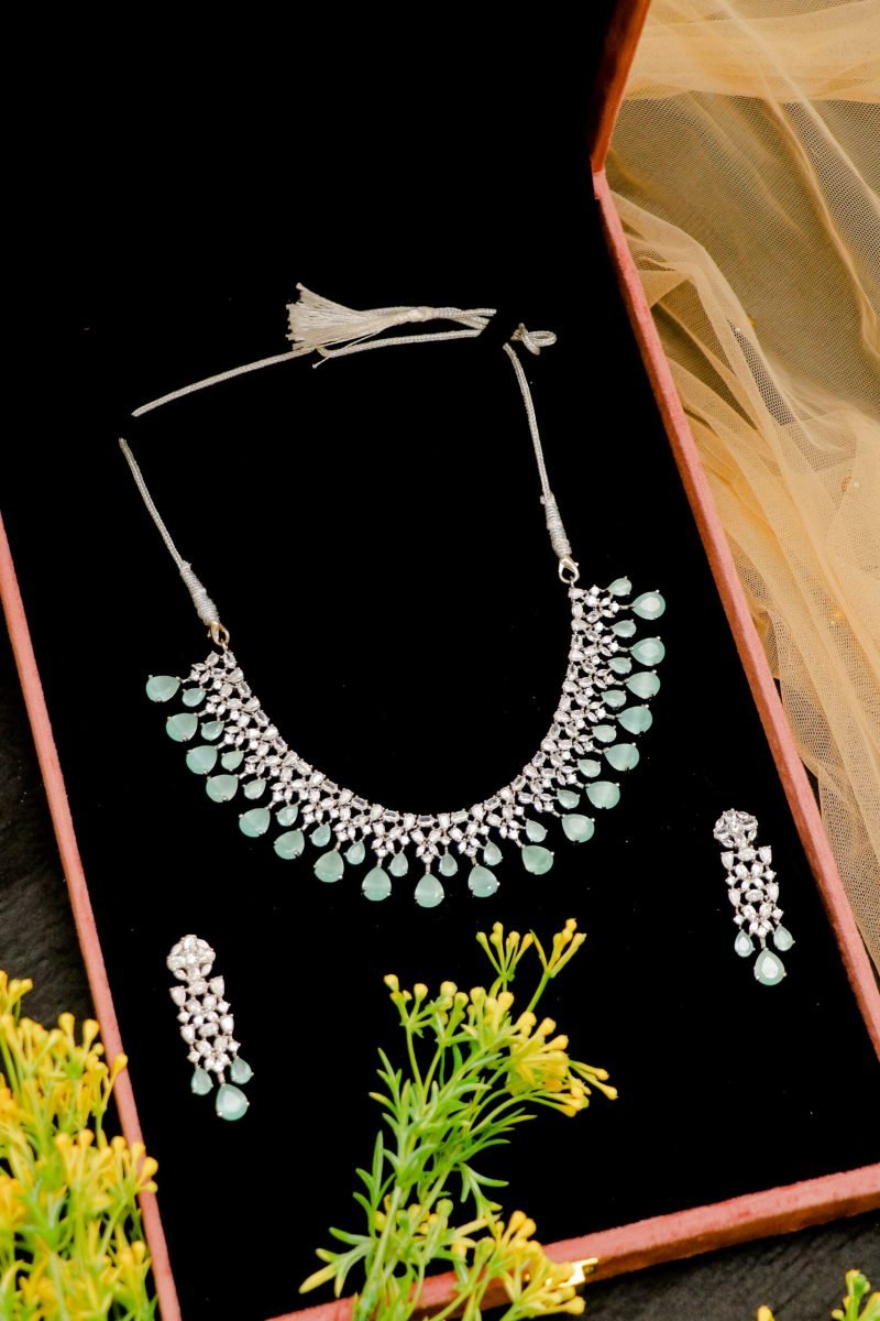 rnb-product-grid-gallery-item