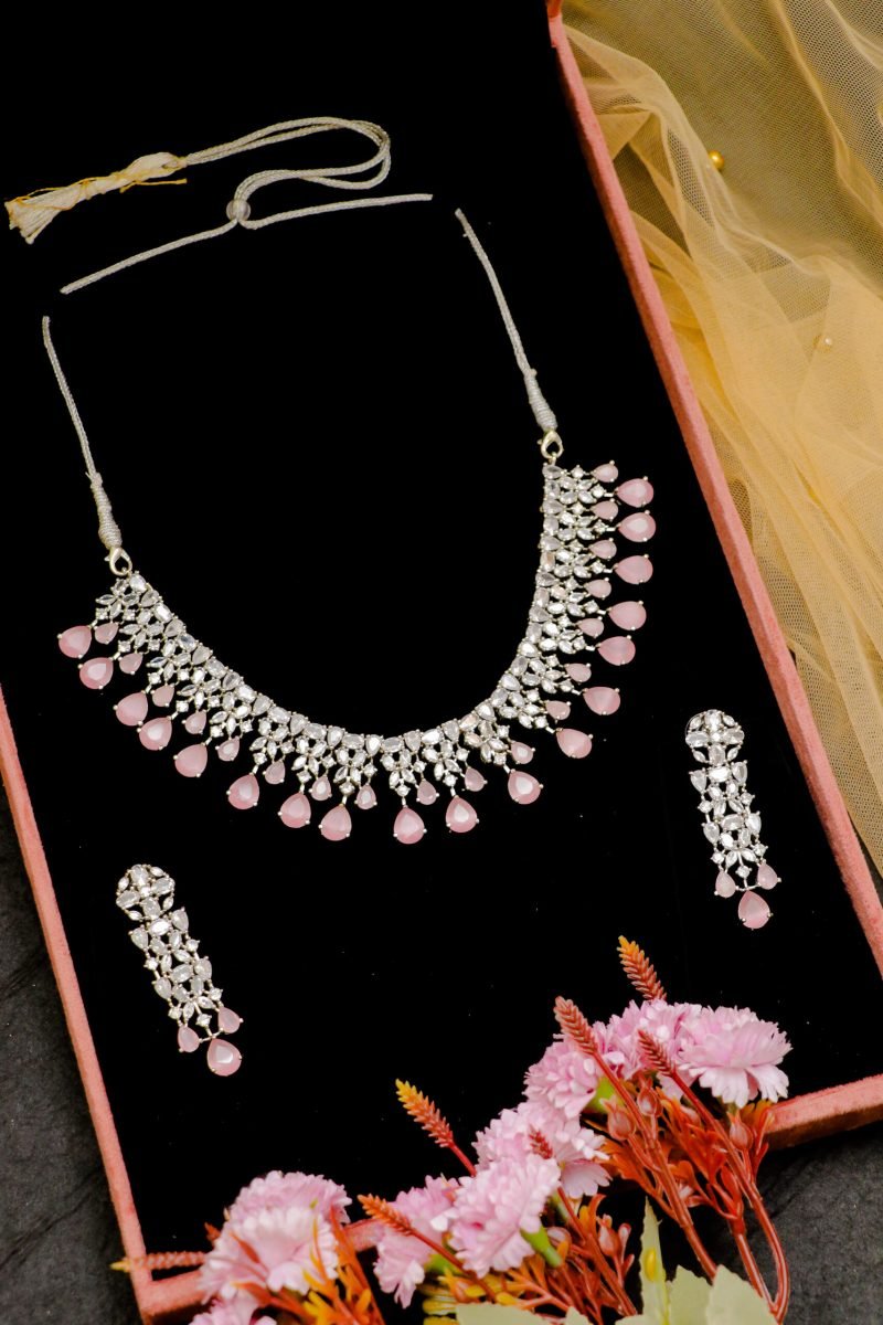 rnb-product-grid-gallery-item