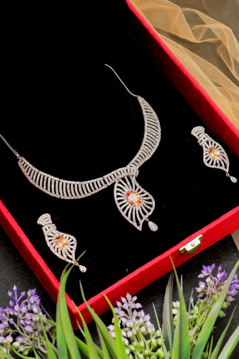 rnb-product-grid-gallery-item