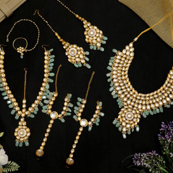 product-grid-gallery-item