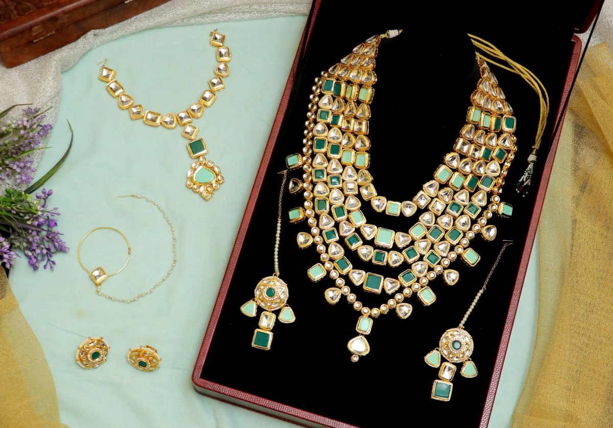 rnb-product-grid-gallery-item