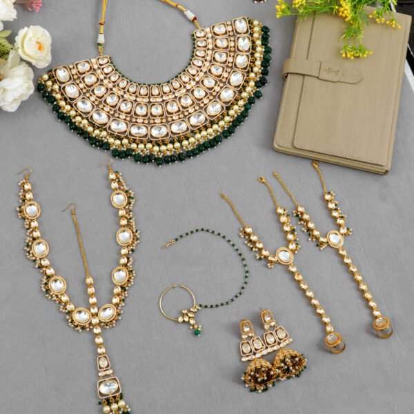 product-grid-gallery-item