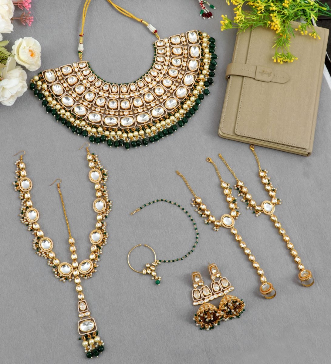 product-grid-gallery-item